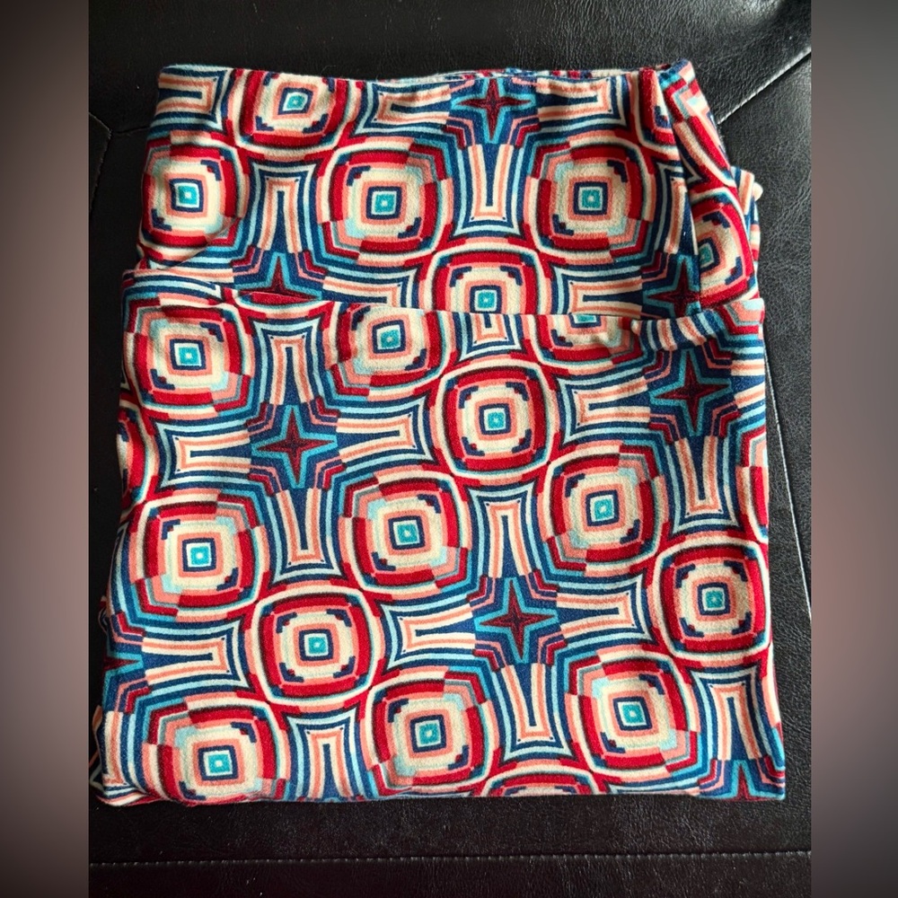 LuLaRoe Leggings Bold Geometric Blue/Red/Cream Pattern Size TC (12-18) NWOT